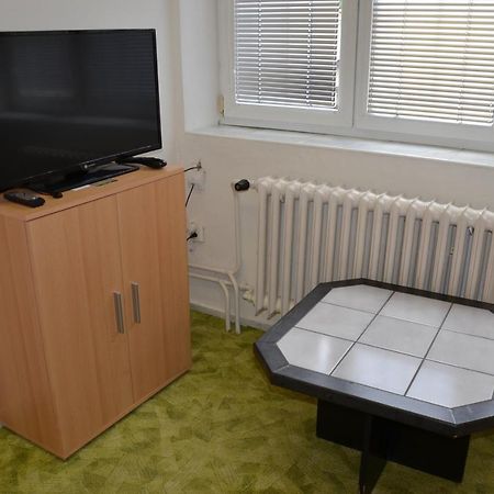 Penzion U Fouska Chodov  Buitenkant foto