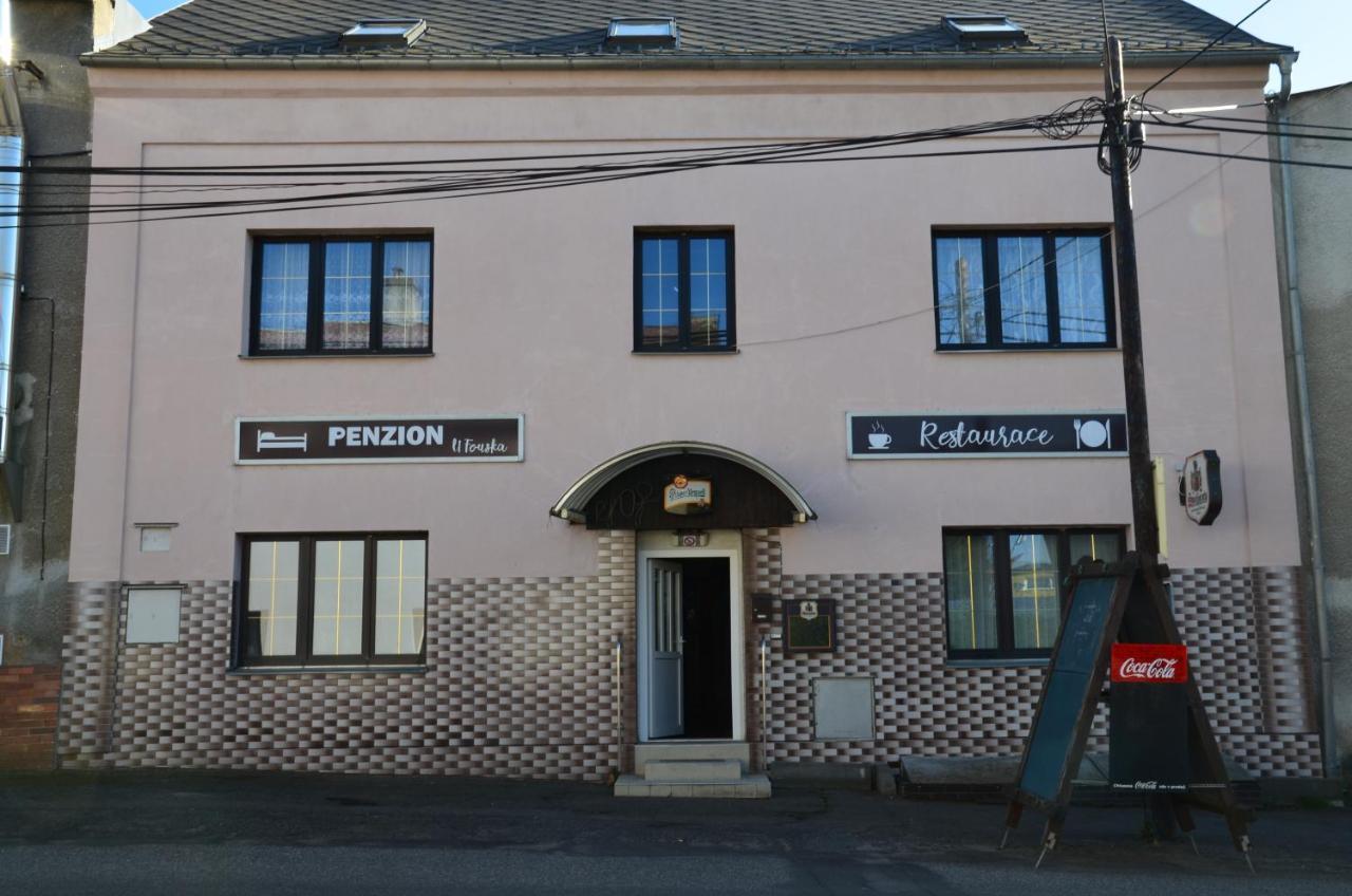 Penzion U Fouska Chodov  Buitenkant foto